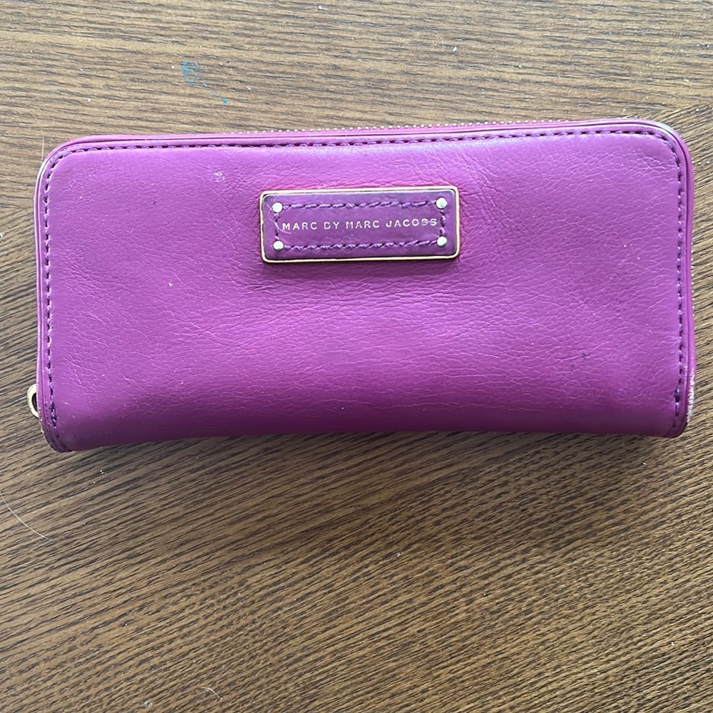 Marc Jacobs wallet